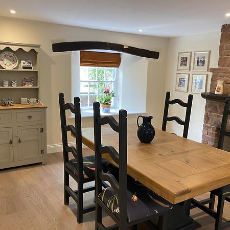 The Cosy Nook Cottage Company - Cosy Cottage Warcop ภายนอก รูปภาพ