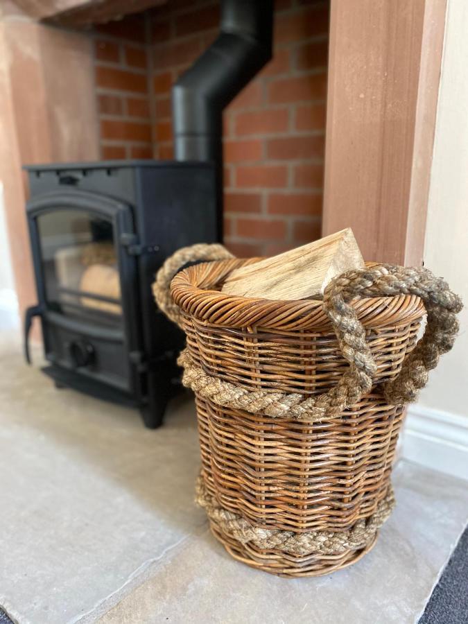 The Cosy Nook Cottage Company - Cosy Cottage Warcop ภายนอก รูปภาพ